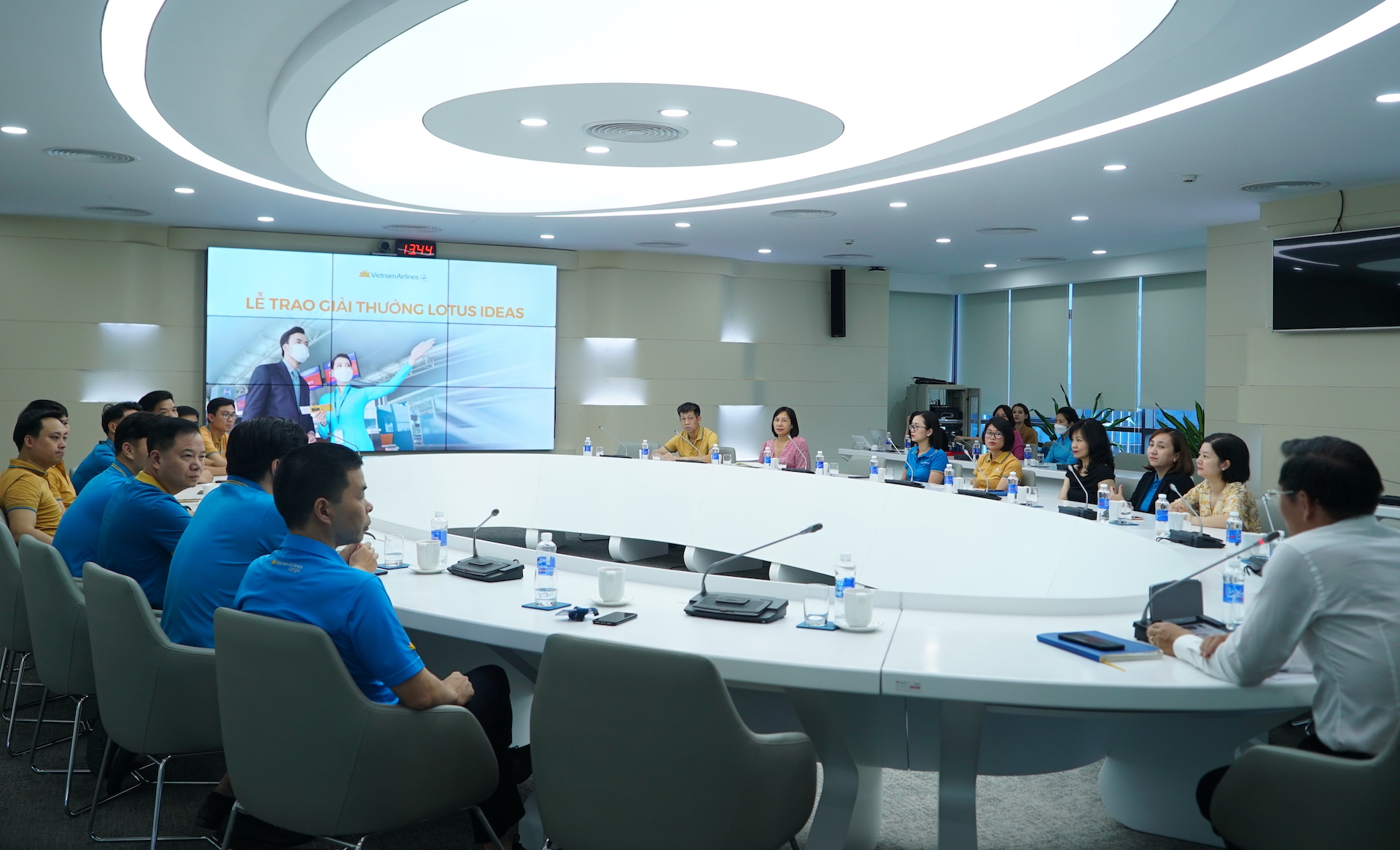 Đổi mới từ bên trong – Chuyện chưa kể về Lotus Ideas