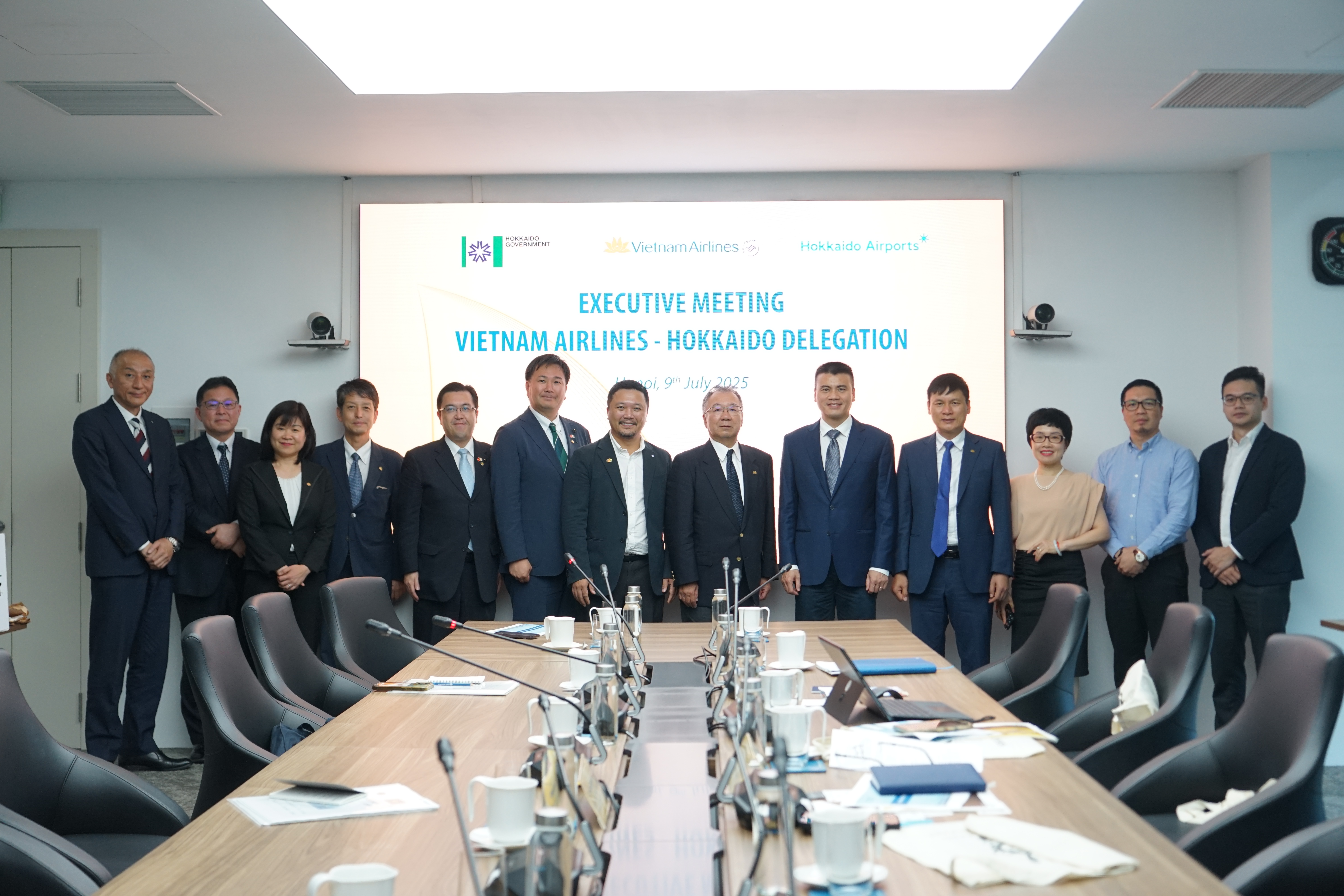 PTGĐ Tô Ngọc Giang tiếp Lãnh sự danh dự Việt Nam tại Sapporo