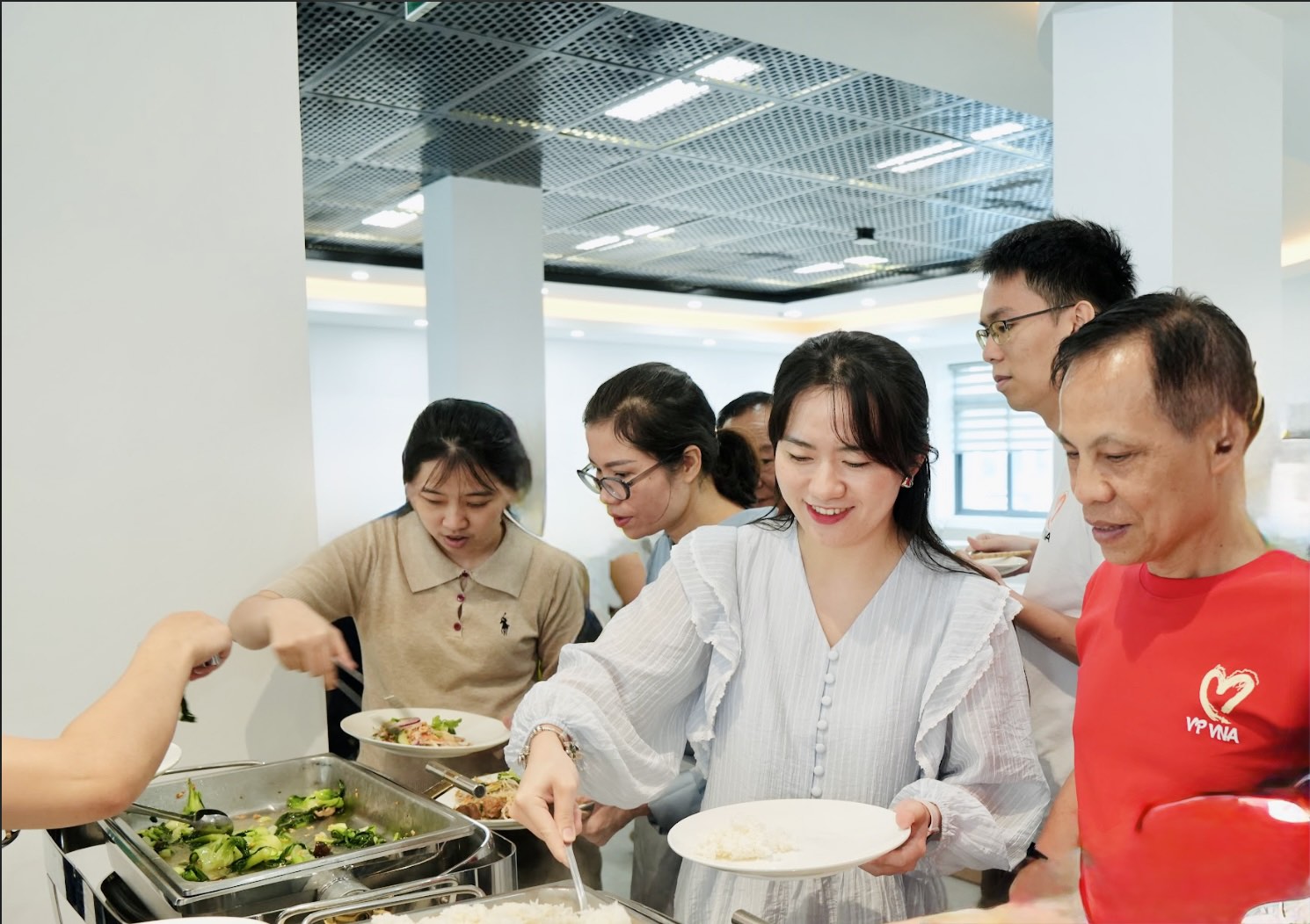 Ấm áp ‘Bữa cơm Công đoàn’ Khối cơ quan Vietnam Airlines