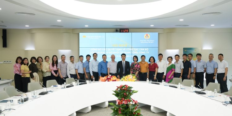 Hội nghị công bố quyết định công tác cán bộ Công đoàn cơ sở Khối Cơ quan TCT