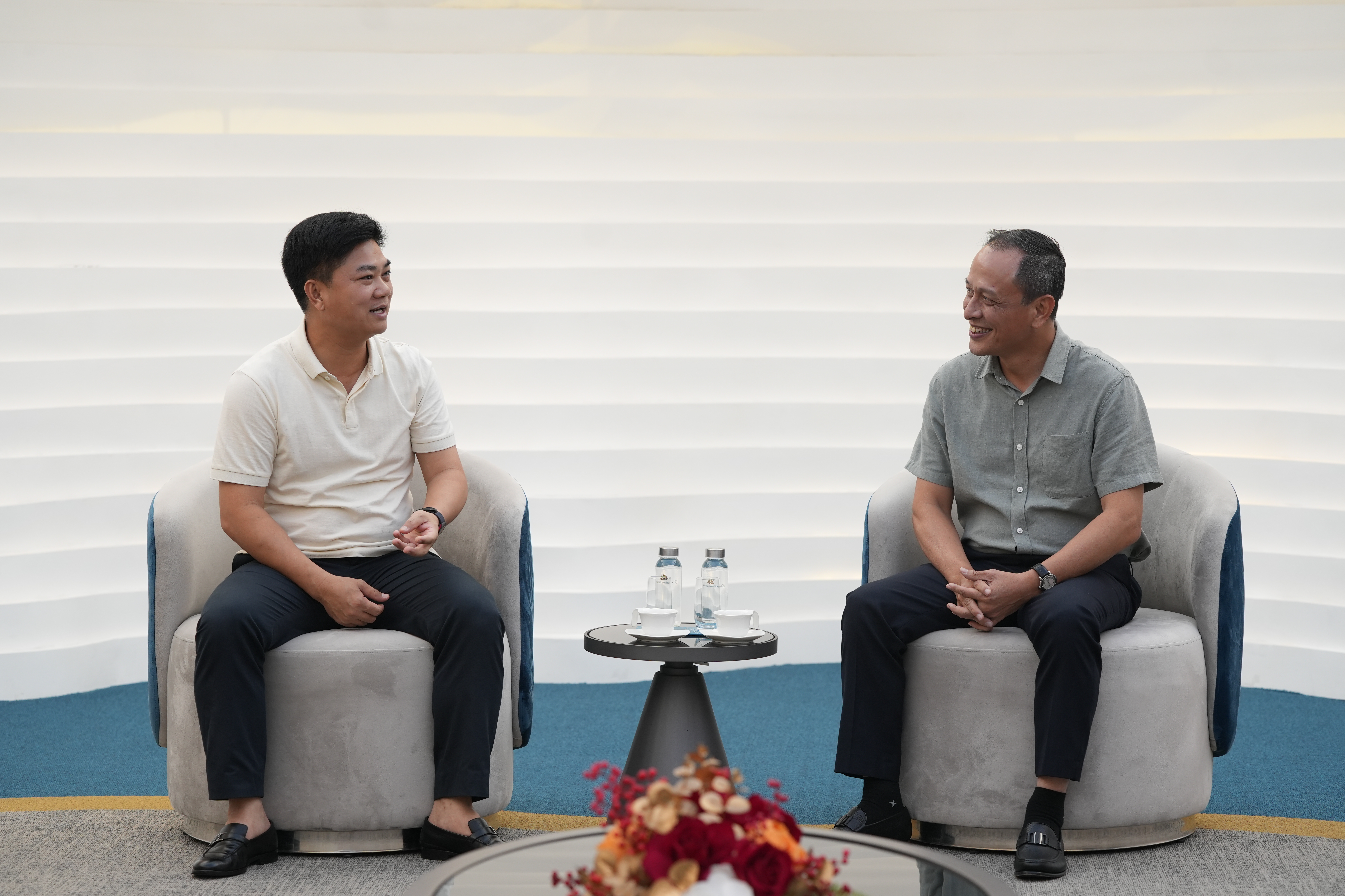 Vietnam Airlines tiếp tục đồng hành cùng Công an TP.Hà Nội và CLB bóng đá Công an Hà Nội