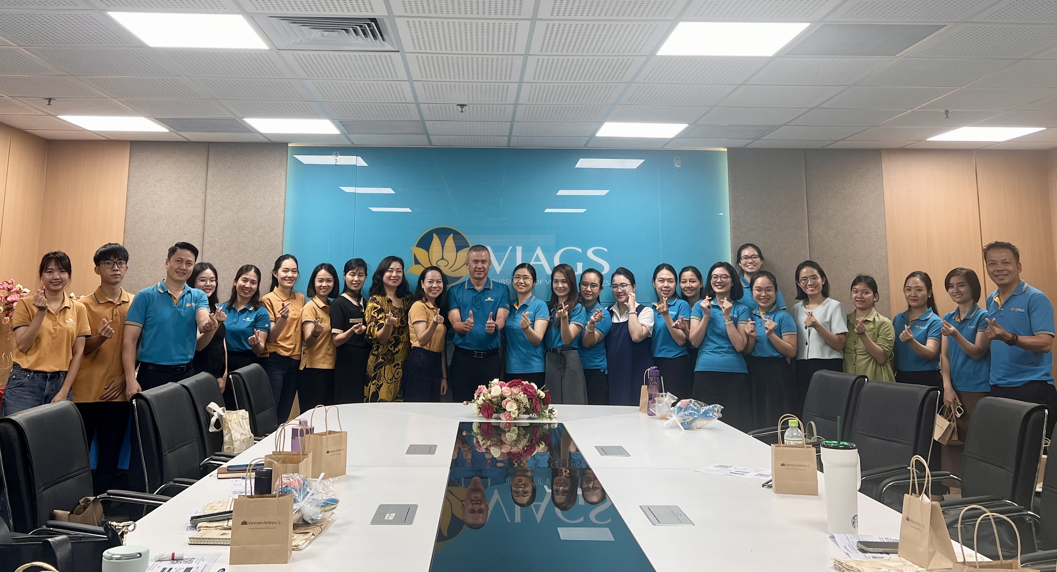 Đà Nẵng – Khúc hát khép lại, mở ra một thói quen Lotus Publisher toàn quốc