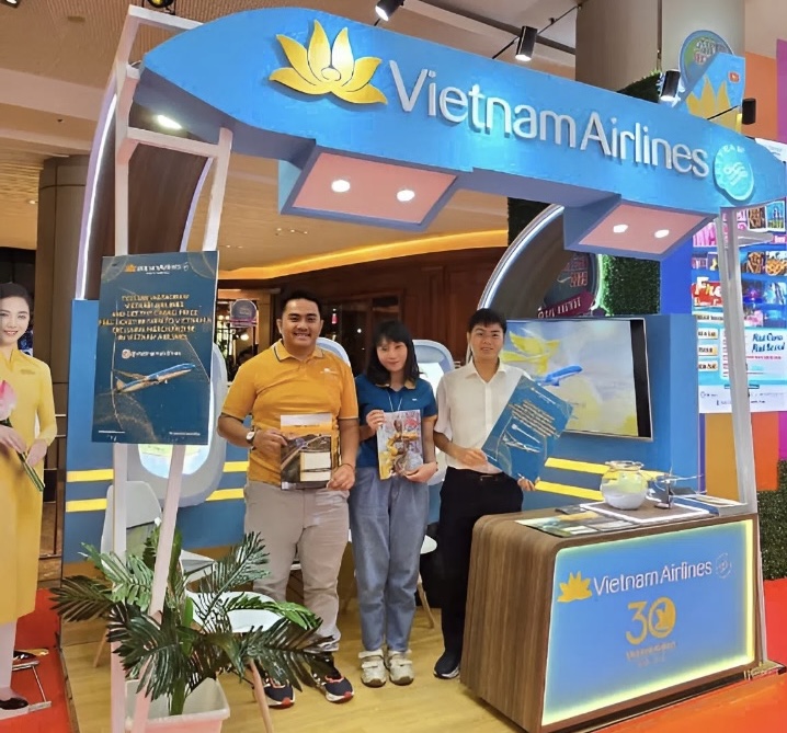 Vietnam Airlines tham dự Hội chợ Du lịch ASTINDO 2025 tại Indonesia