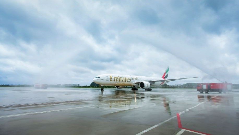 Emirates cấm sử dụng sạc dự phòng trên máy bay