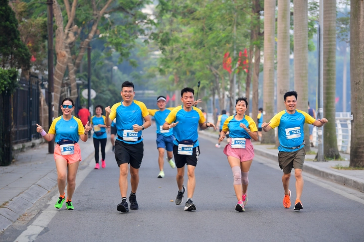 Món quà Trung thu khác biệt: Chiếc BIB chạm vào yêu thương