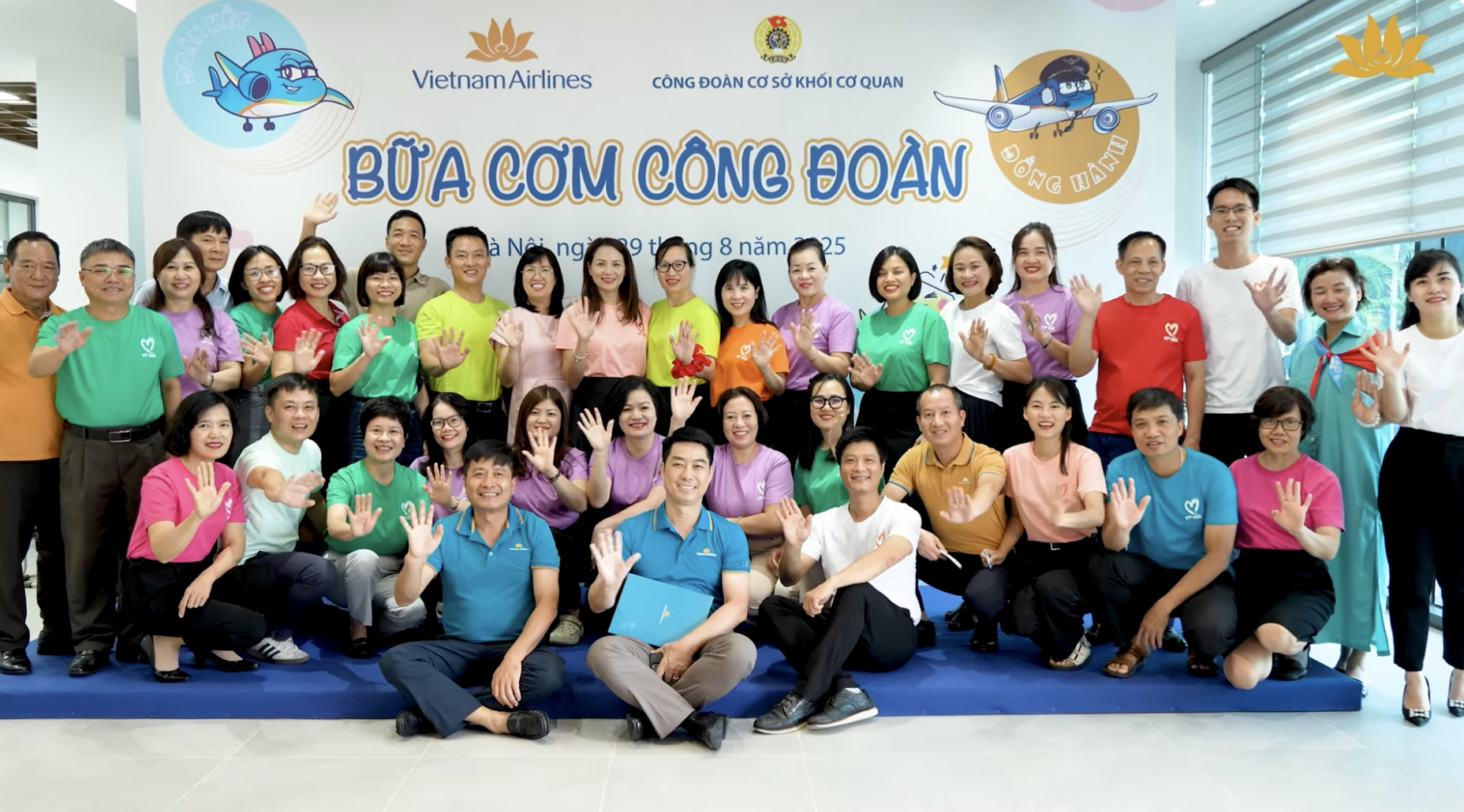 Bữa cơm Công đoàn – Cùng nhau gắn kết