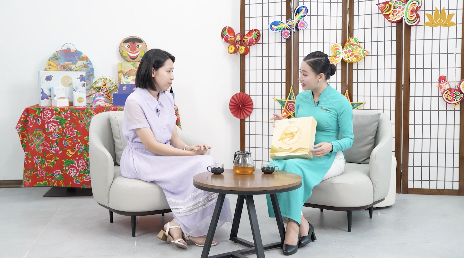 [VNA Talk] Ký ức miền Trung thu – Hương vị mới từ LotusDeli