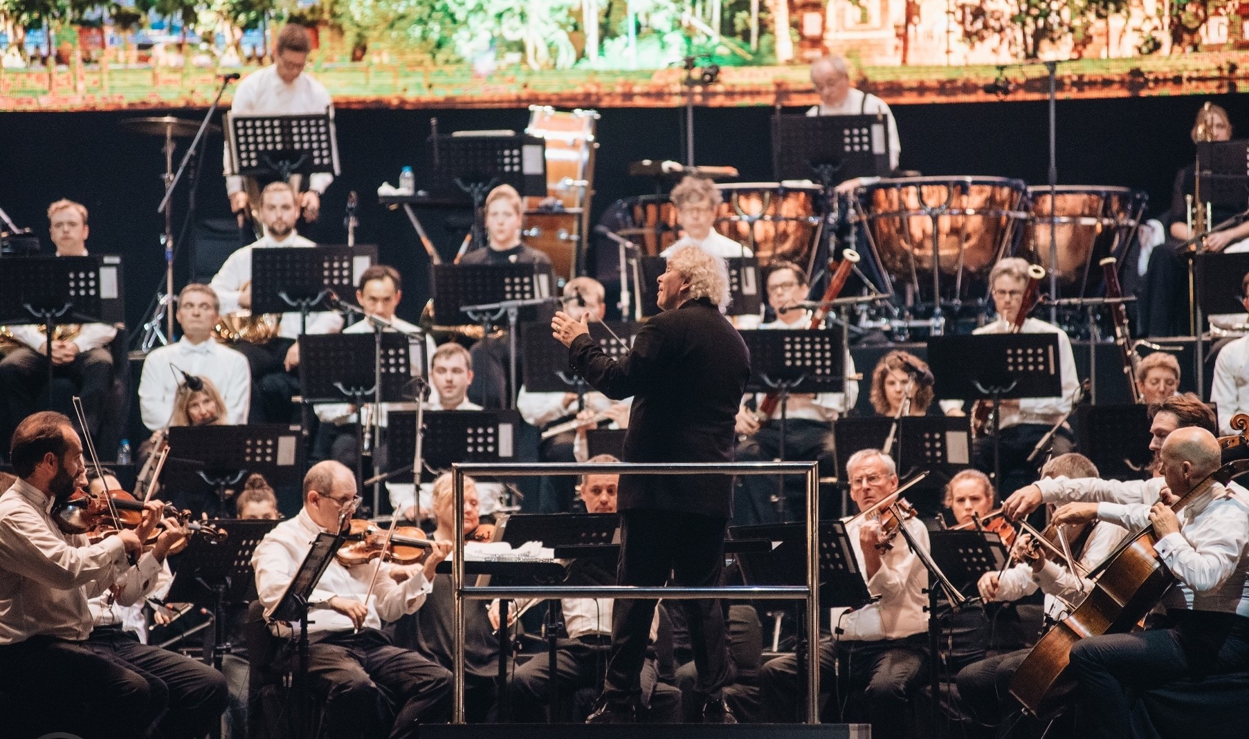 Đêm cuối cùng của Vietnam Airlines Classic – Hanoi Concert 2025: Đăng ký danh sách chờ ngay để là một phần của buổi hòa nhạc đẳng cấp quốc tế