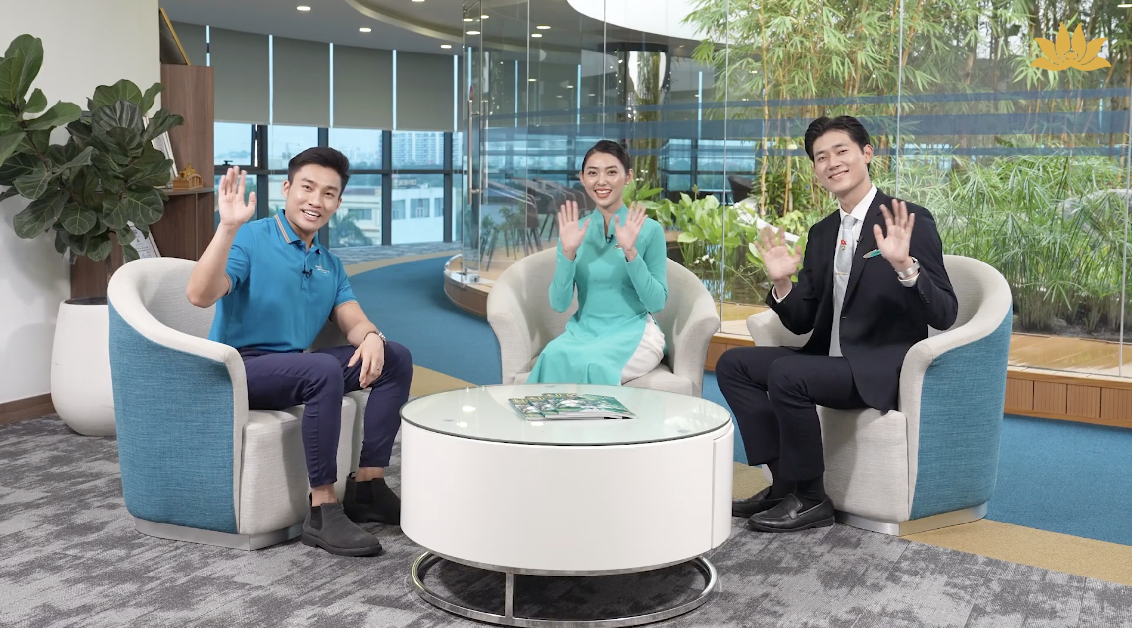 [VNA TALK] Hành trình tỏa sáng của những đại sứ bầu trời