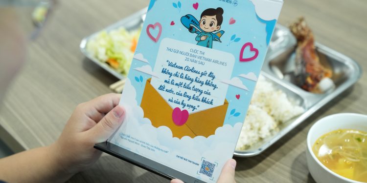 Sky Lounge “chill” hơn với những tentcard mang lời nhắn gửi đến tương lai