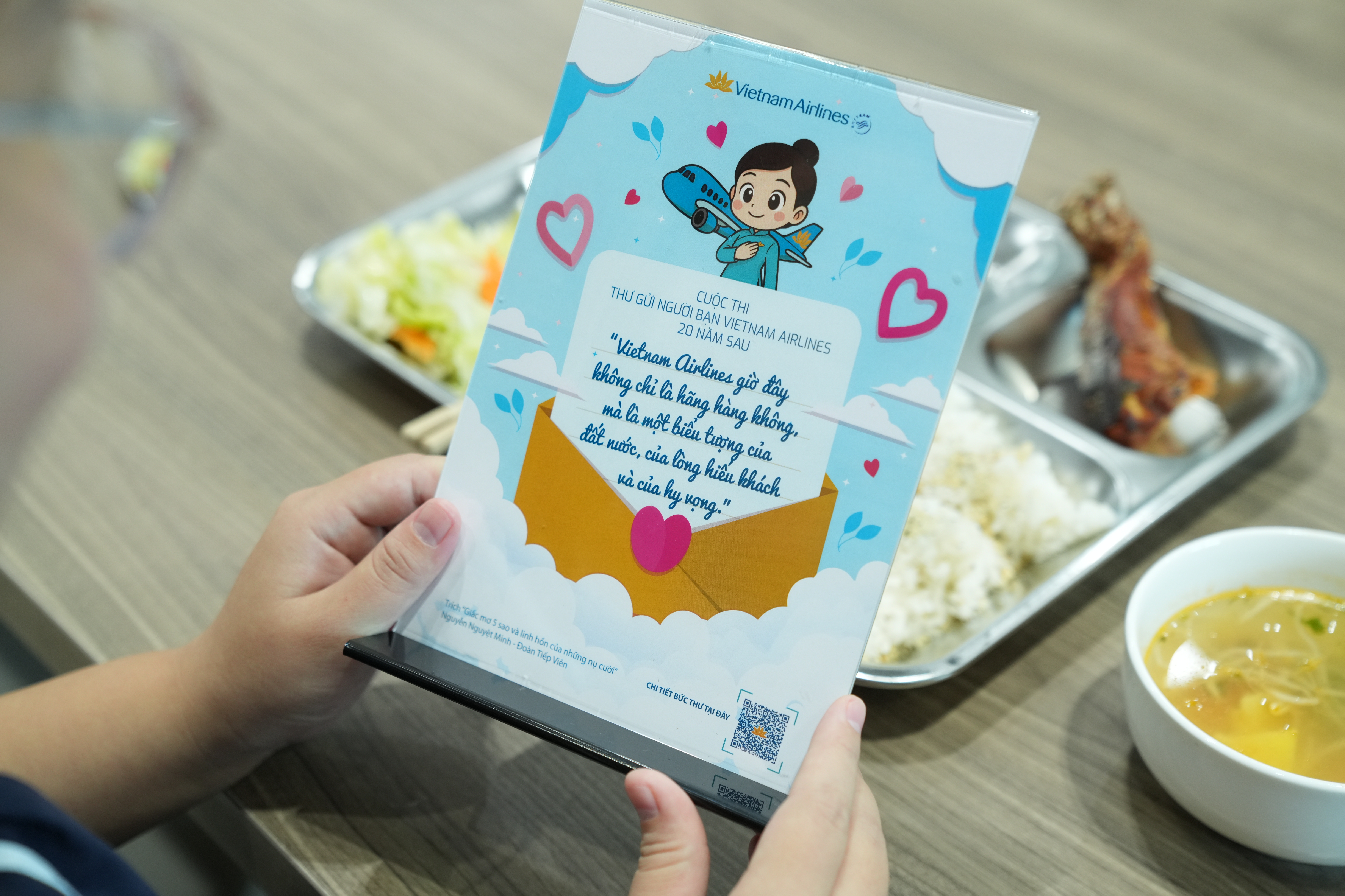 Sky Lounge “chill” hơn với những tentcard mang lời nhắn gửi đến tương lai