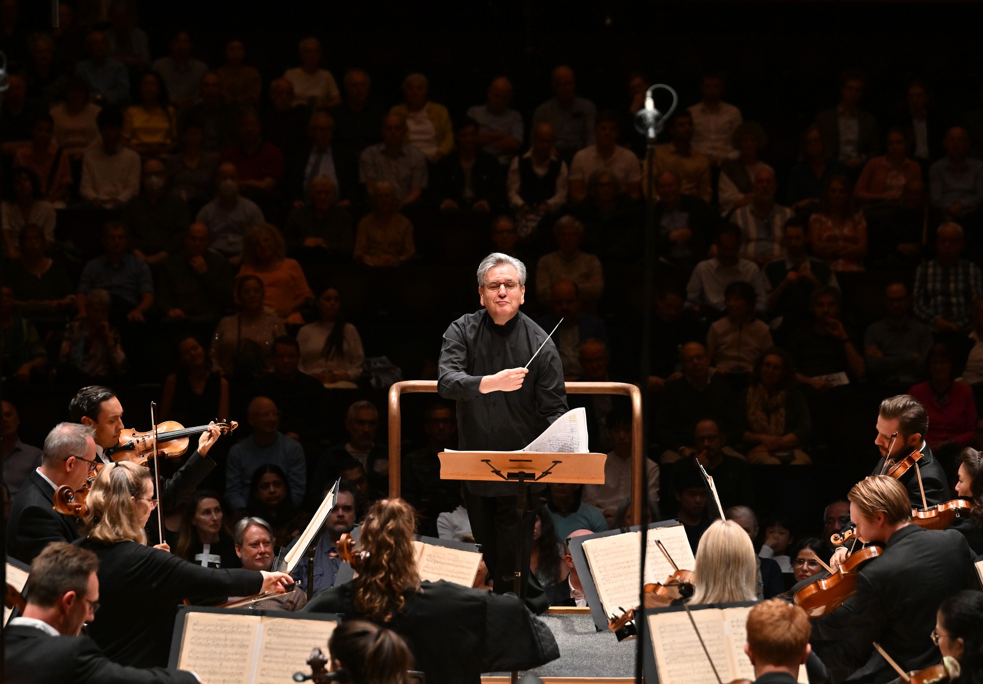 Dàn nhạc giao hưởng London – trở lại Hà Nội cùng Vietnam Airlines Classic Concert 2025