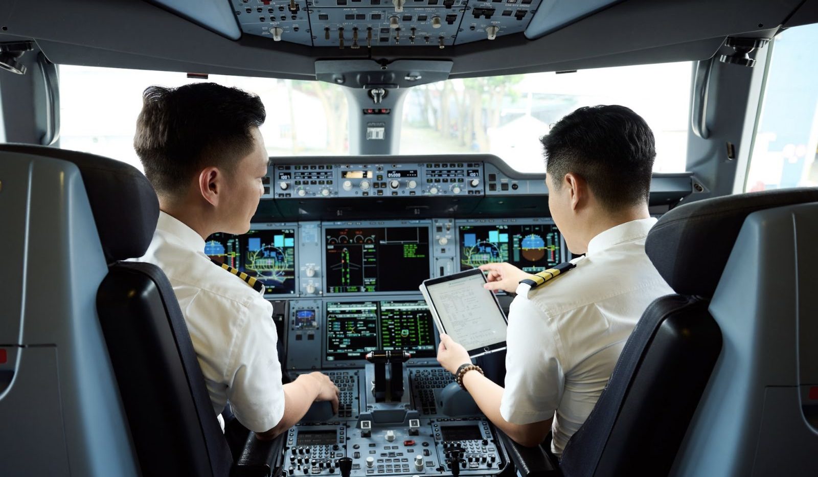 Gần 1 tấn nhiên liệu được tiết kiệm trong chiến dịch “Bay nhẹ tới Hà Nội”