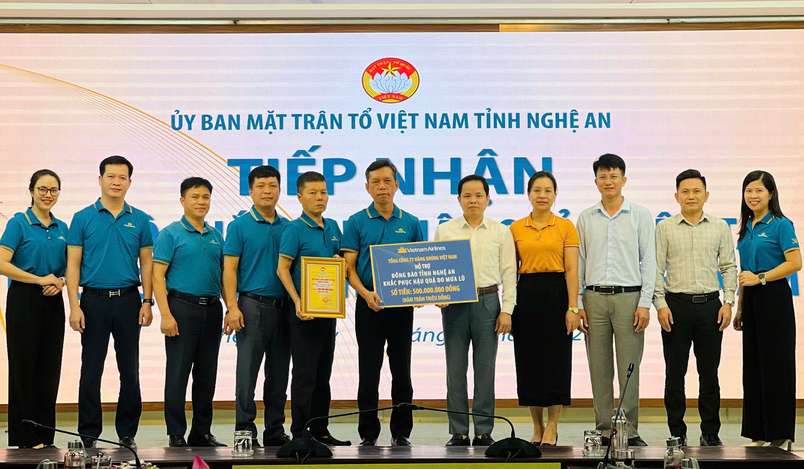 Vietnam Airlines chung tay vì đồng bào vùng lũ: Hành trình nhân ái, sải cánh yêu thương