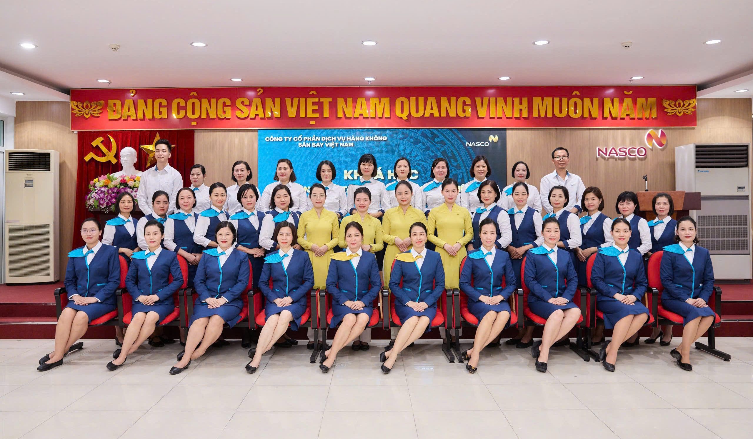 NASCO đào tạo chuẩn hóa diện mạo và nghi thức phục vụ