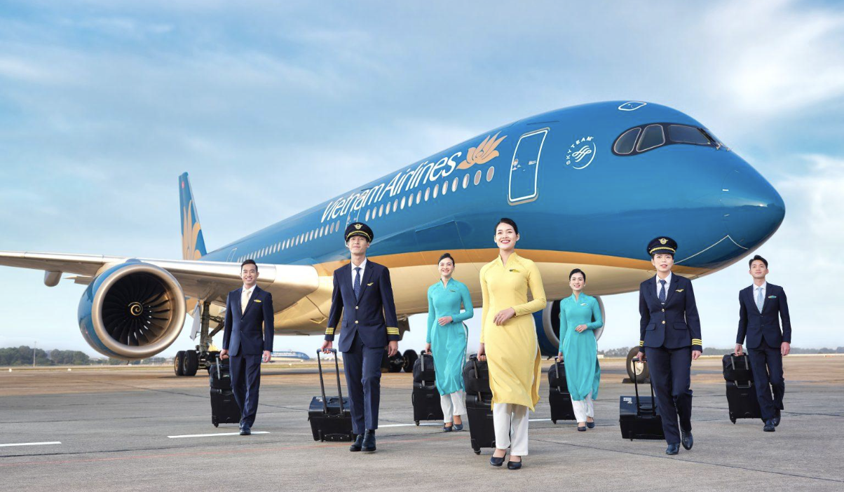 [Búa Liềm Vàng 2025] Xây dựng Đảng gắn với mục tiêu “nâng tầm dịch vụ Vietnam Airlines”