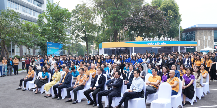 Hành trình chạm tới ước mơ tại Ngày hội việc làm Vietnam Airlines 2025