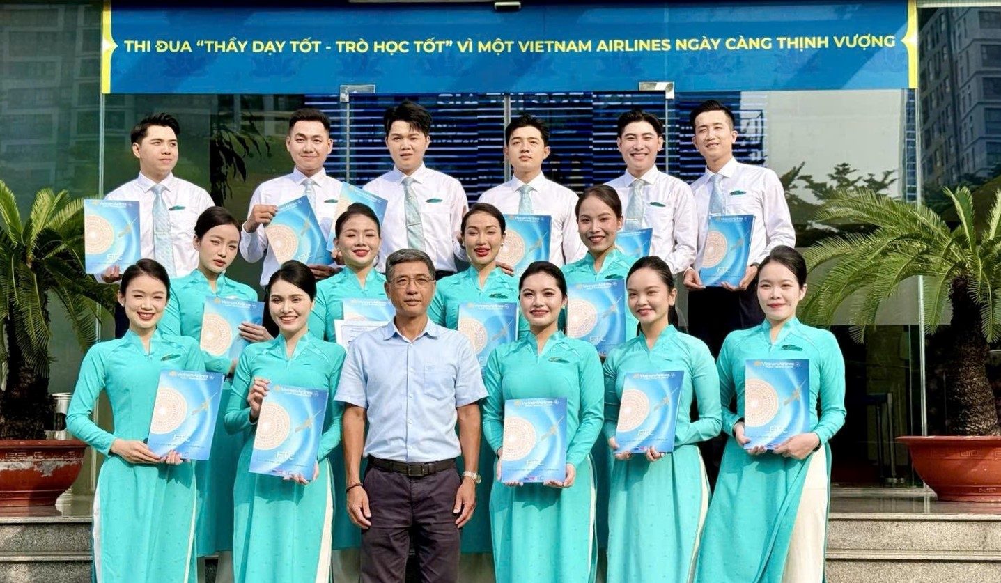 Hành trình trưởng thành của 18 học viên khóa đào tạo tiếp viên cơ bản Vietnam Airlines