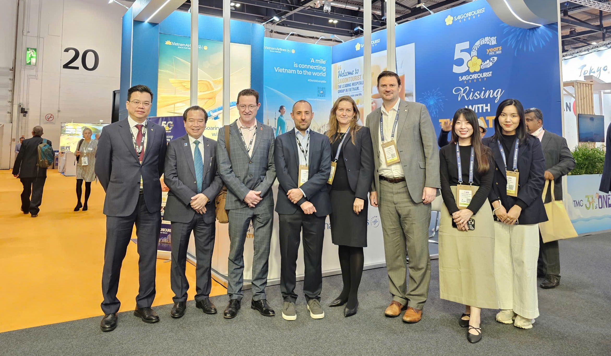 Vietnam Airlines tham dự Hội chợ Du lịch quốc tế WTM London 2025