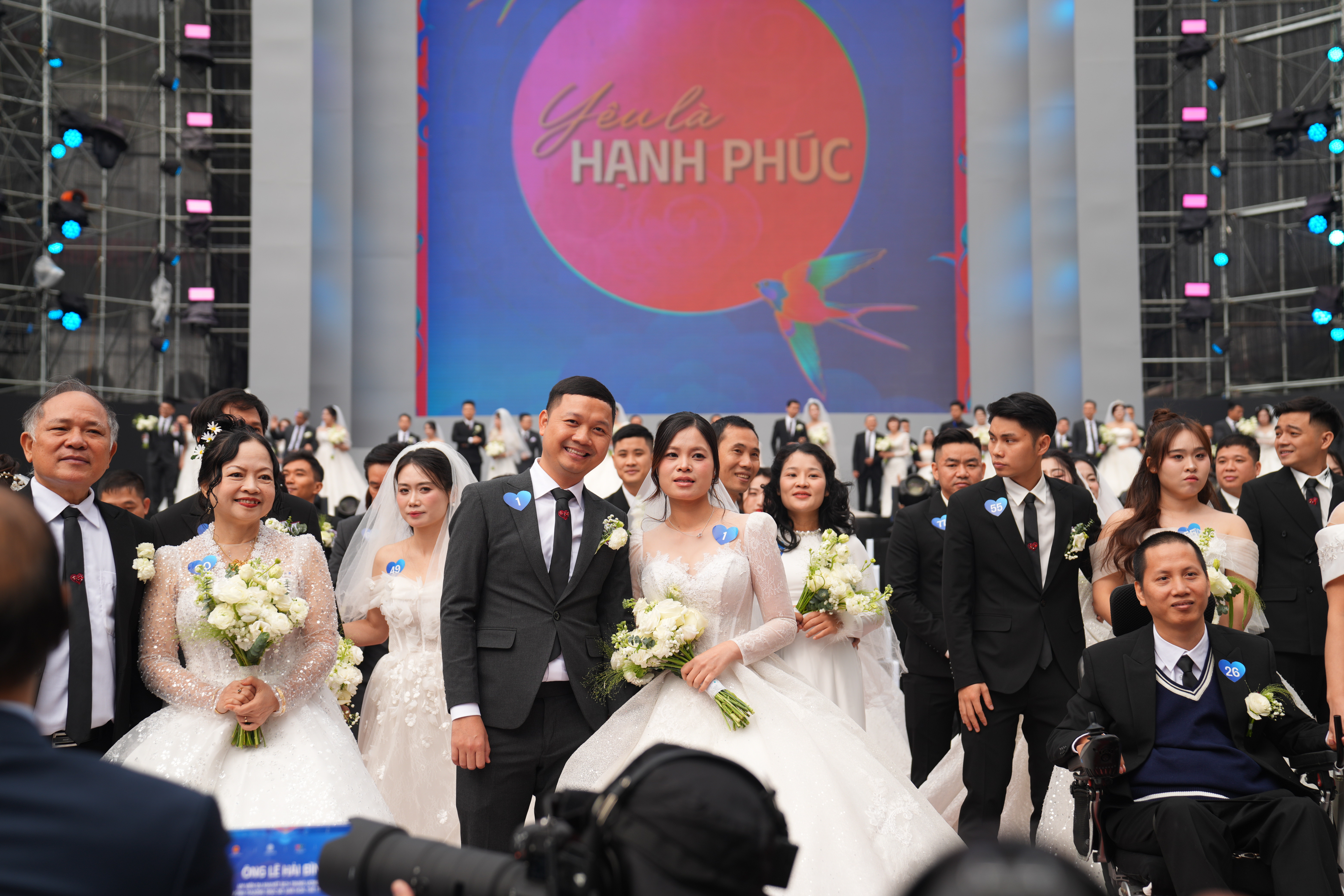 Khép lại Vietnam Happy Fest 2025: Vietnam Airlines lan toả giá trị hạnh phúc, nhân văn và bền vững